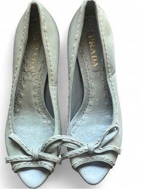Prada Light Gray Bow Heels Flats with Vintage Feel Size 35